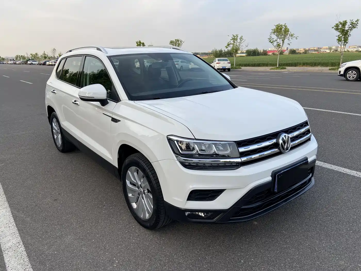 Volkswagen Tharu 2019 280TSI 2WD Comfort Edition China VI фото 3