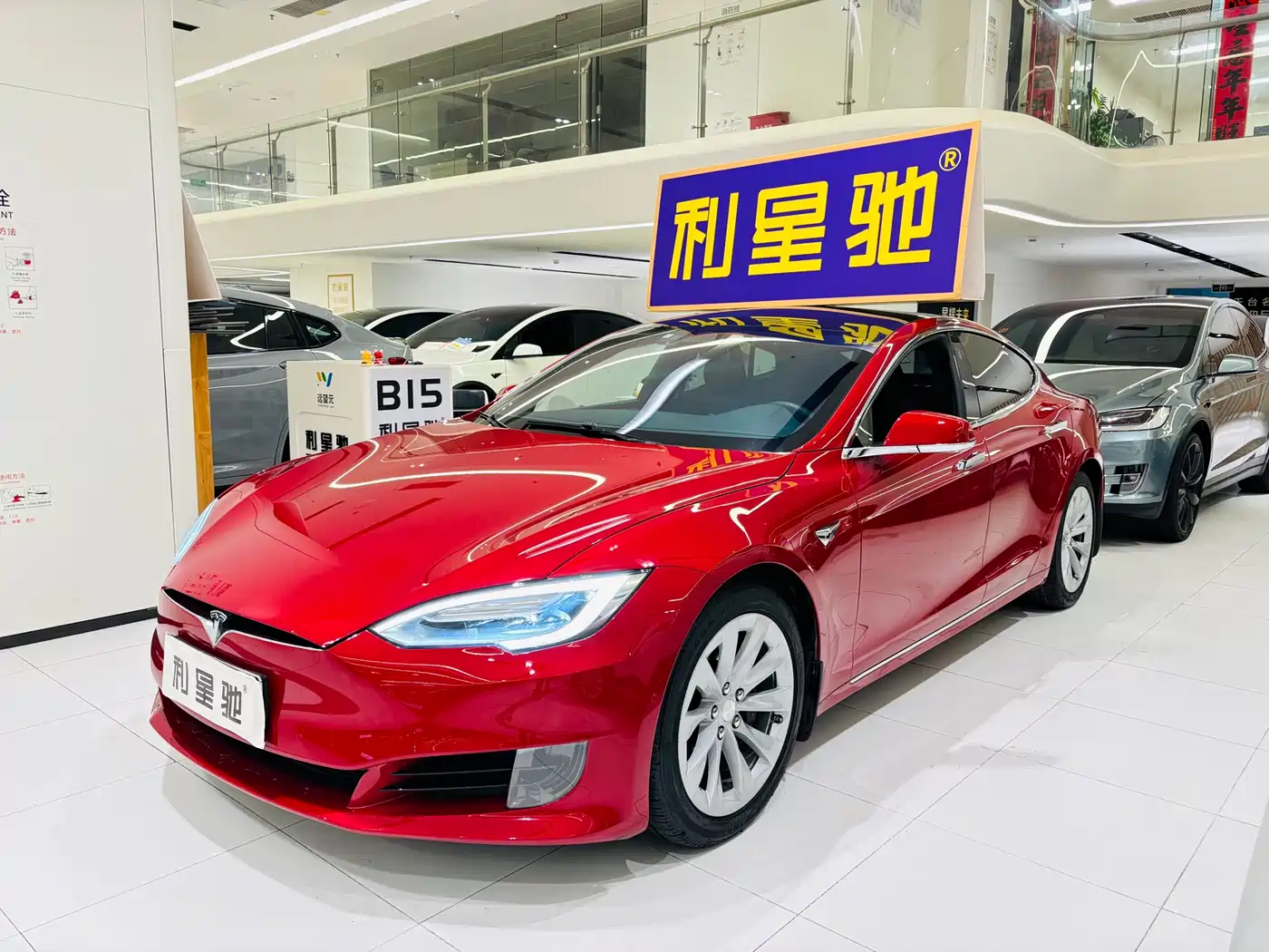 TESLA MODEL S