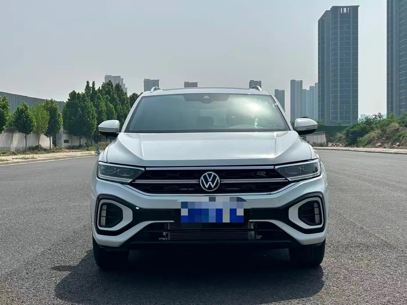 Volkswagen T-ROC 2023 300TSI DSG 2WD Dawn Edition фото 2