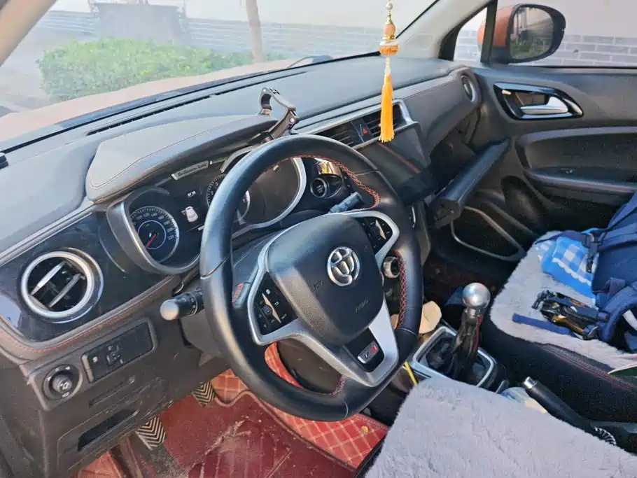 Zhonghua V3 2017 2016 1.5L Manual Smart