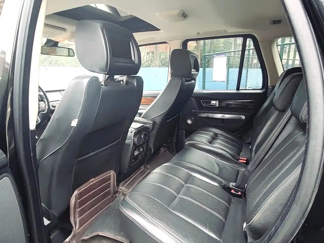 Land Rover Range Rover Sport 2010 3.6 TDV8 HSE Diesel фото 7