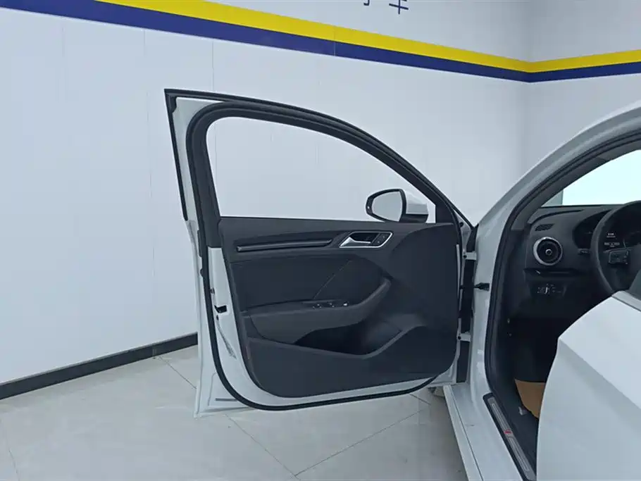 Audi A3 2019 Limousine 35 TFSI Fashion China V фото 7