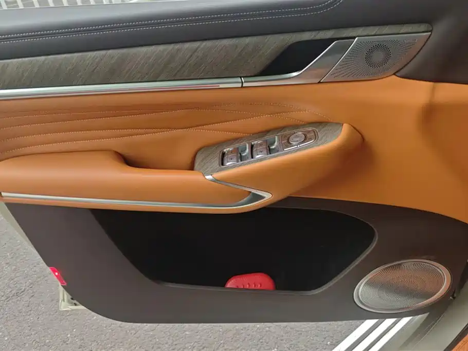 Tank 500 2022 3.0T Premium Custom Edition 5-Seater фото 7