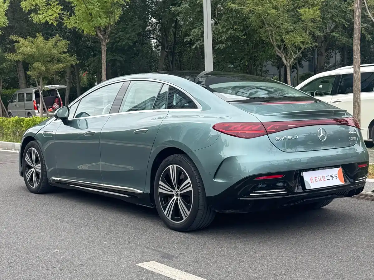 Фото 6 - Mercedes-Benz EQE