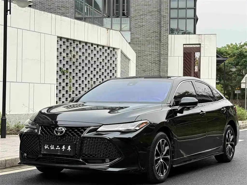 TOYOTA ASIAN DRAGON