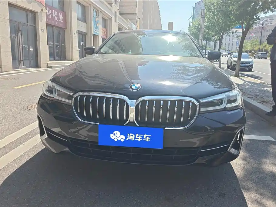 BMW 5 Series 2022 Facelift 525Li Luxury Package фото 2