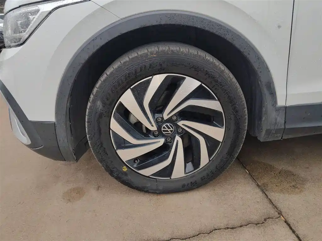 Volkswagen Tiguan L 2023 330TSI Auto 2WD Comfort Edition фото 25