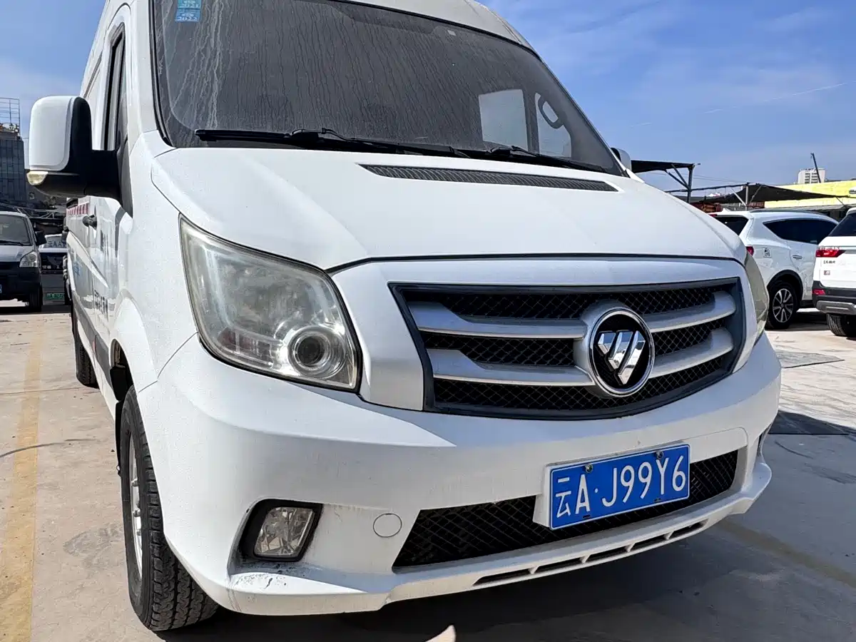 Foton Tuyano 2019 2019 Model 2.8T Van Extended Wheelbase Medium Roof 3 Seater 4J28TC3