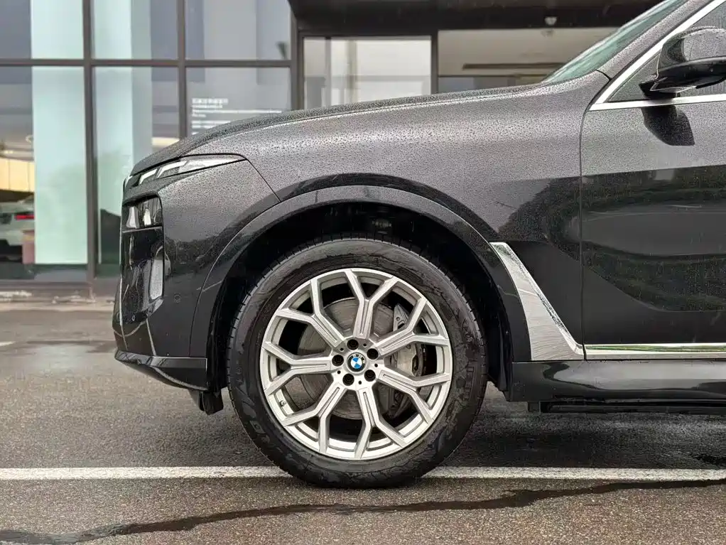 BMW X7 2025 2024 xDrive40i Leading Luxury Package