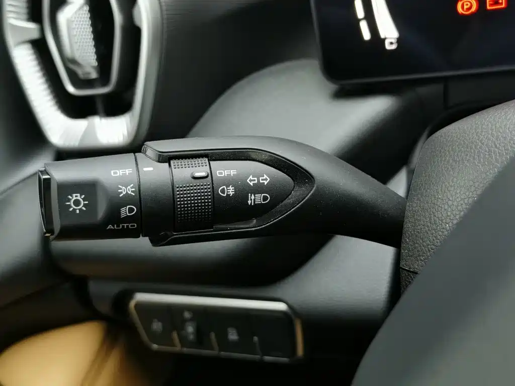 Haval H5 2023 2023 2.0T Automatic AWD Leading Elite Gasoline