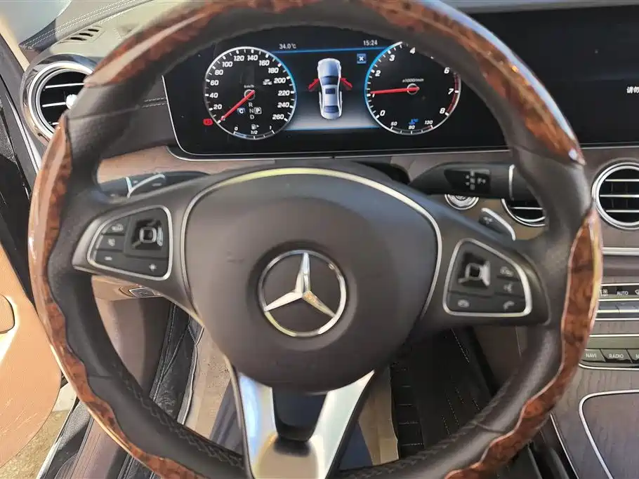 Mercedes-Benz E-Class 2018 Facelift E 300 L Luxury фото 15