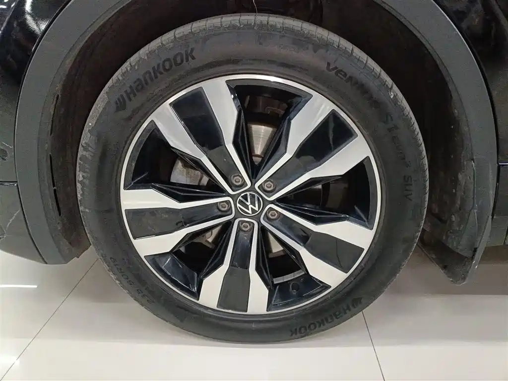 Volkswagen Tiguan L 2022 330TSI Auto 2WD R-Line Premium Edition фото 23