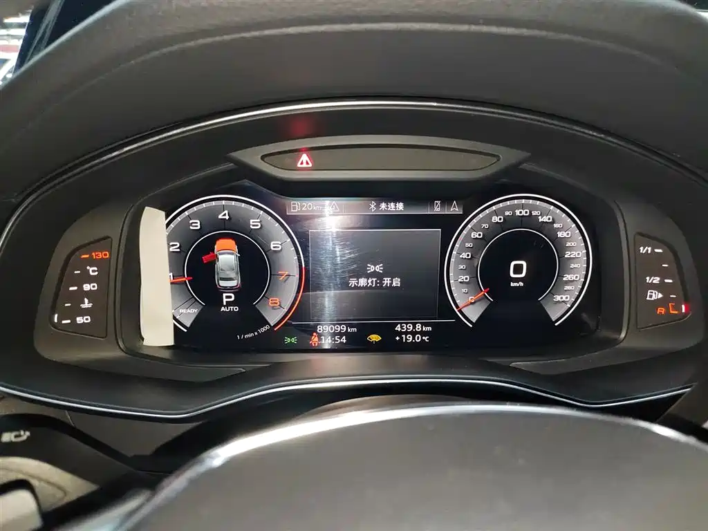 Audi A6L 2019 45 TFSI quattro Exclusive Elegance фото 12