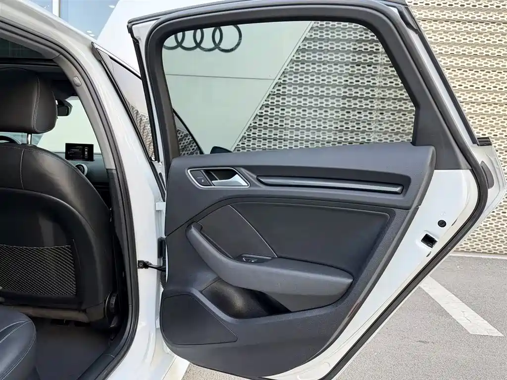 Audi A3 2019 Limousine 35 TFSI Fashion China VI фото 19