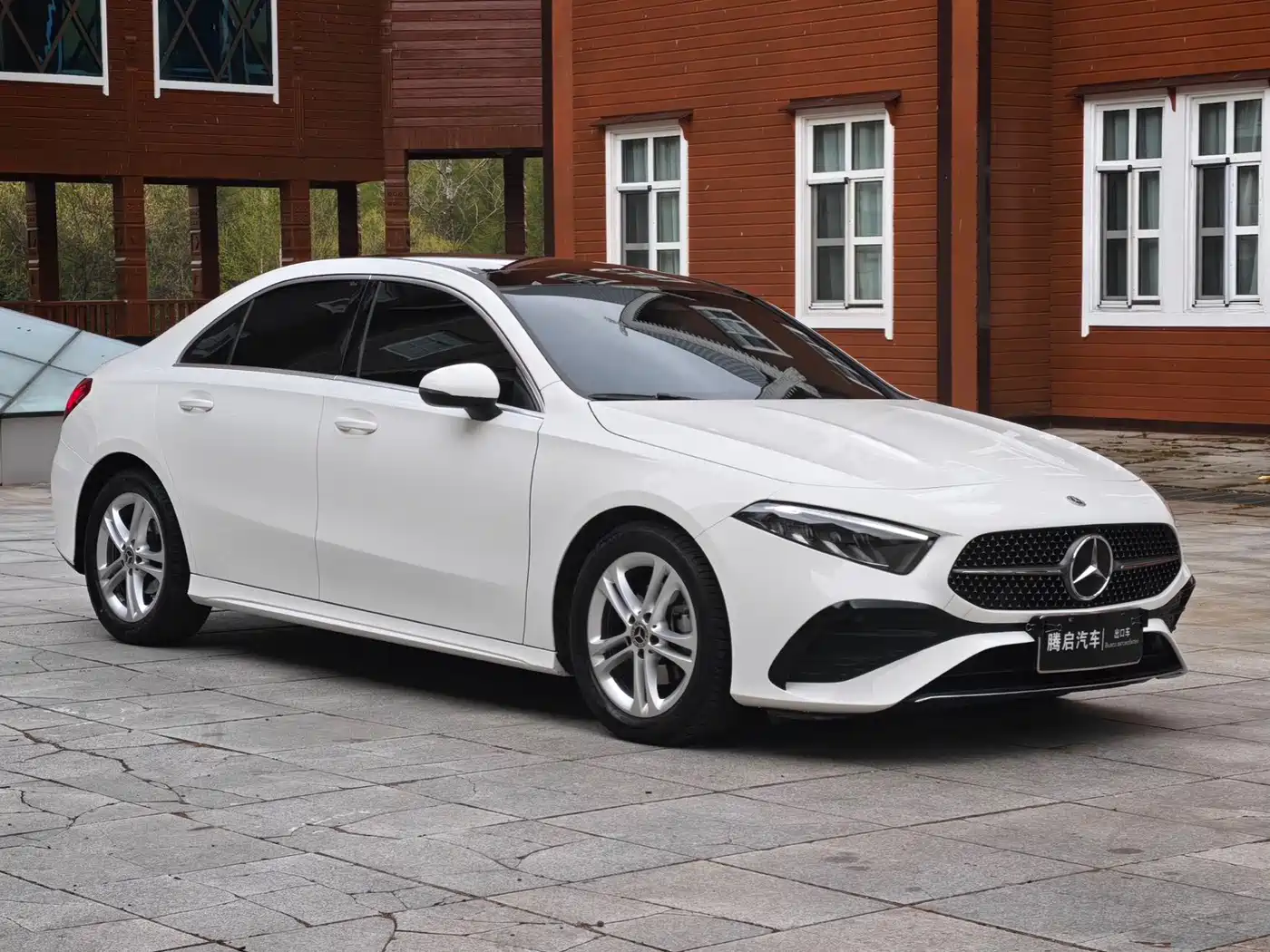 Mercedes-Benz A-Class 2023 A 180 L фото 3