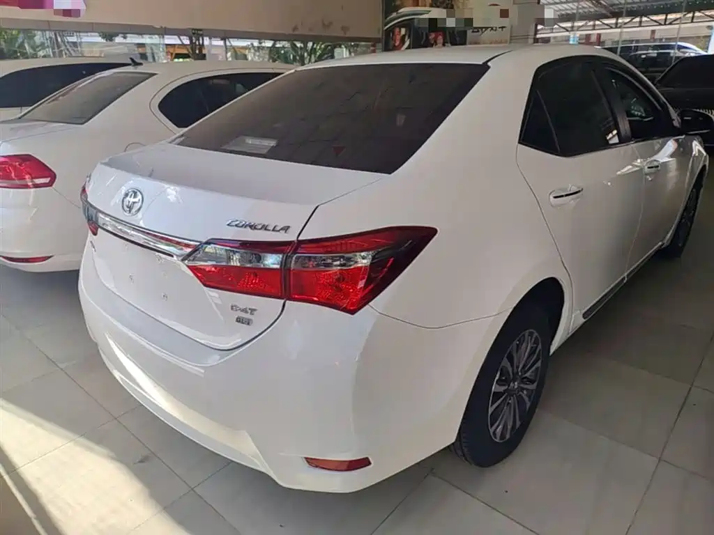 Toyota Levin 2018 185T CVT Prestige Edition China VI фото 7