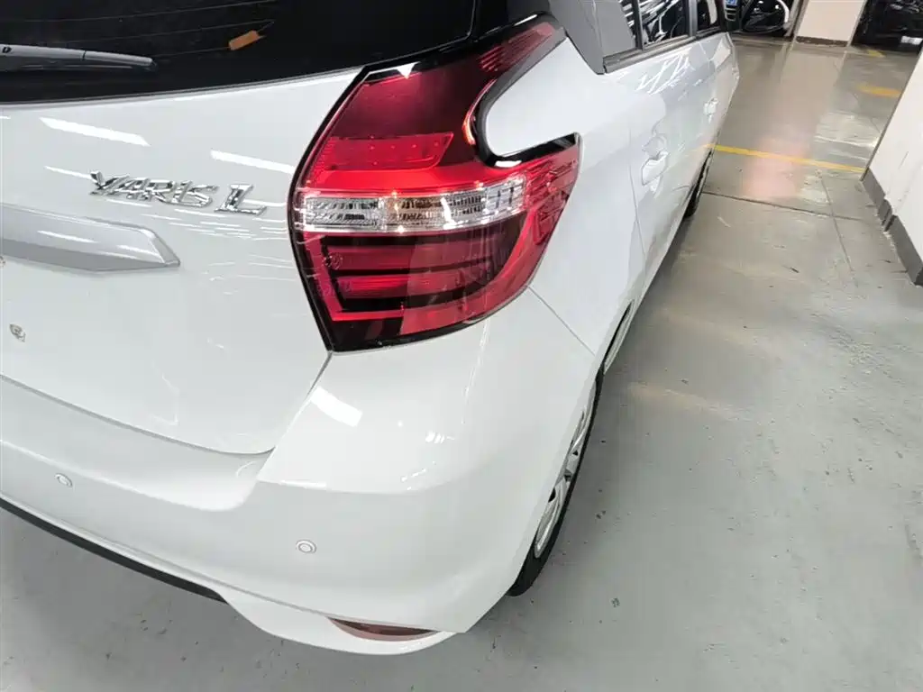 Toyota YARiS L Zhi Xuan 2019 1.5E CVT MeiDong Edition China VI фото 8