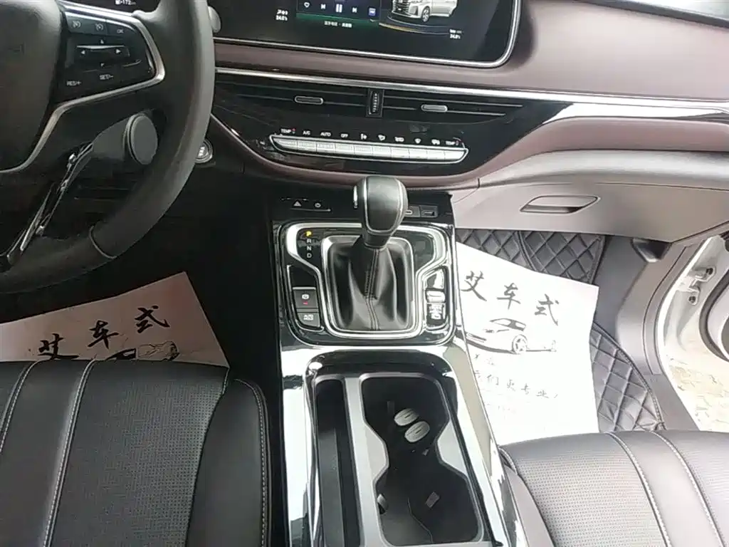 GAC Trumpchi Trumpchi M6 2023 PRO 270T DCT Luxury Edition фото 14