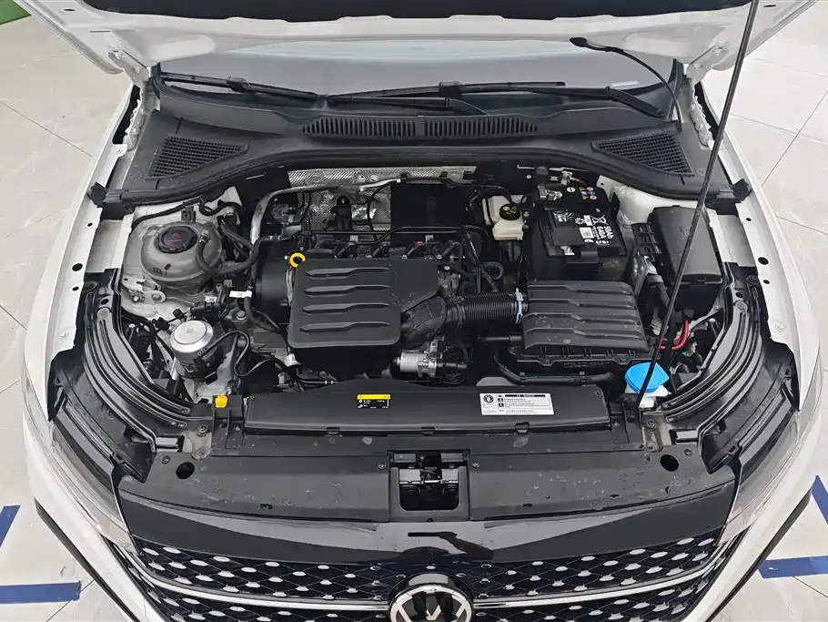 Volkswagen Lavida 2024 Model 1.5L Automatic Starlight 5 Million Edition фото 10