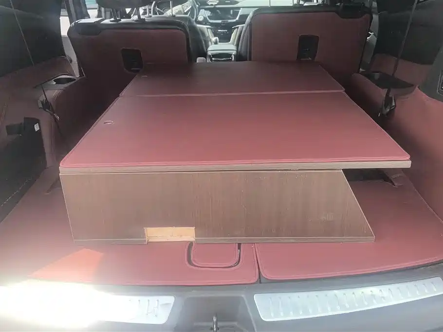 Cadillac XT6 2021 2.0T 6-seater 4WD Luxury фото 4