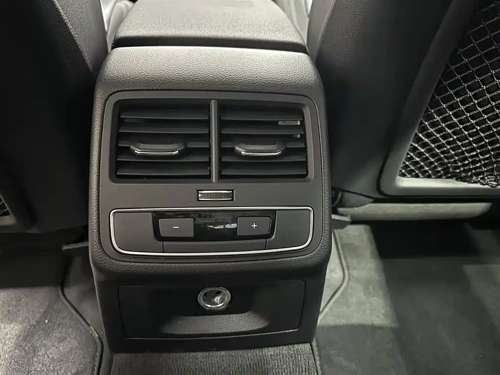 AUDI A5 (IMPORT)