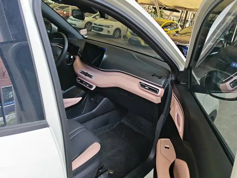 BYD Seagull 2026 2025 305km Vitality