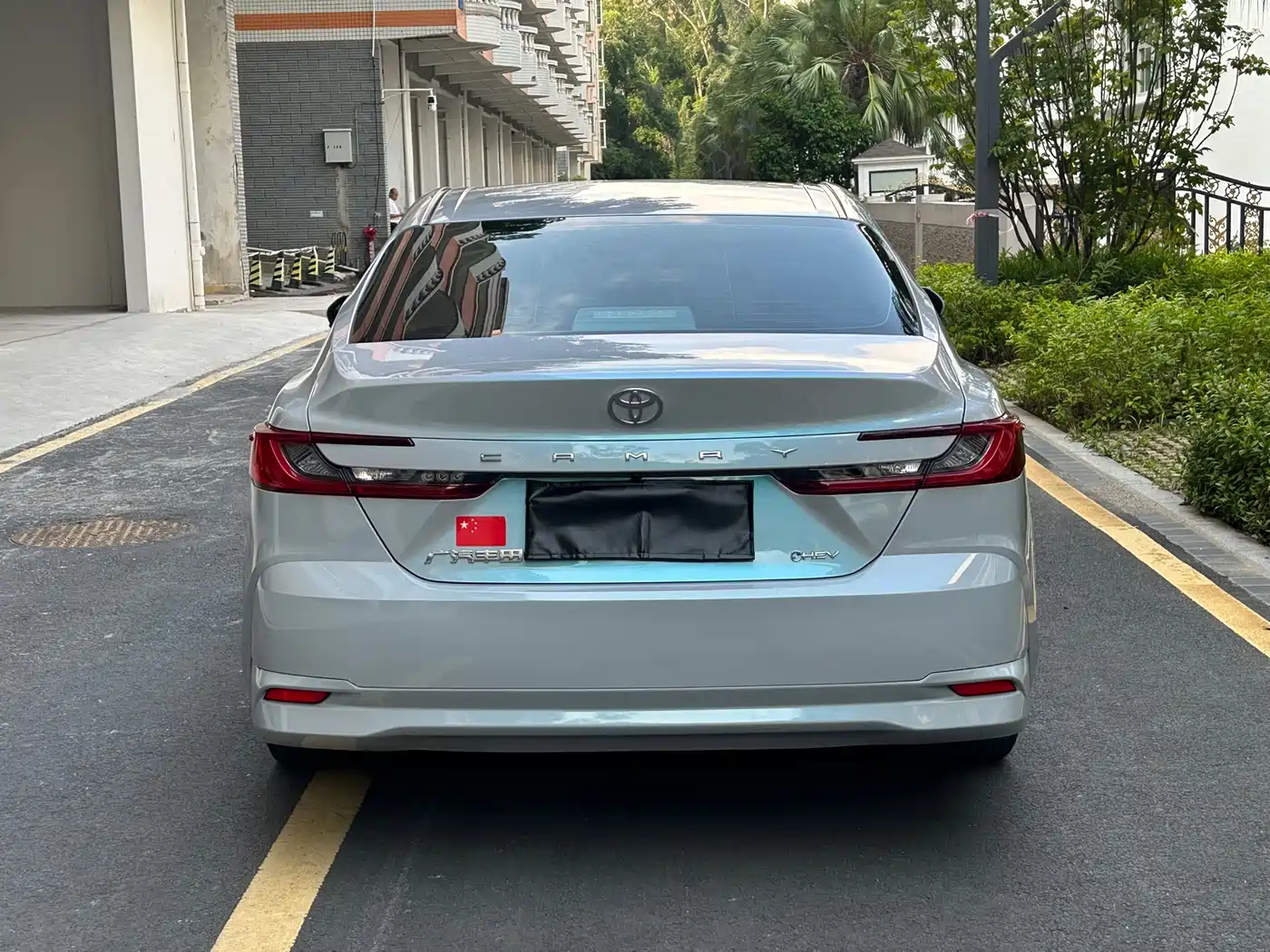 Toyota Camry 2024 Hybrid 2.0HGVP Luxury Edition фото 5