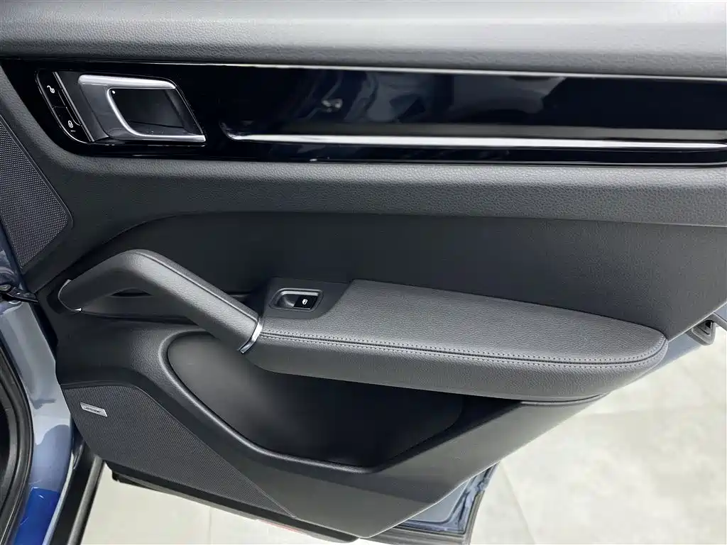 Porsche Cayenne 2018 Cayenne 3.0T фото 21