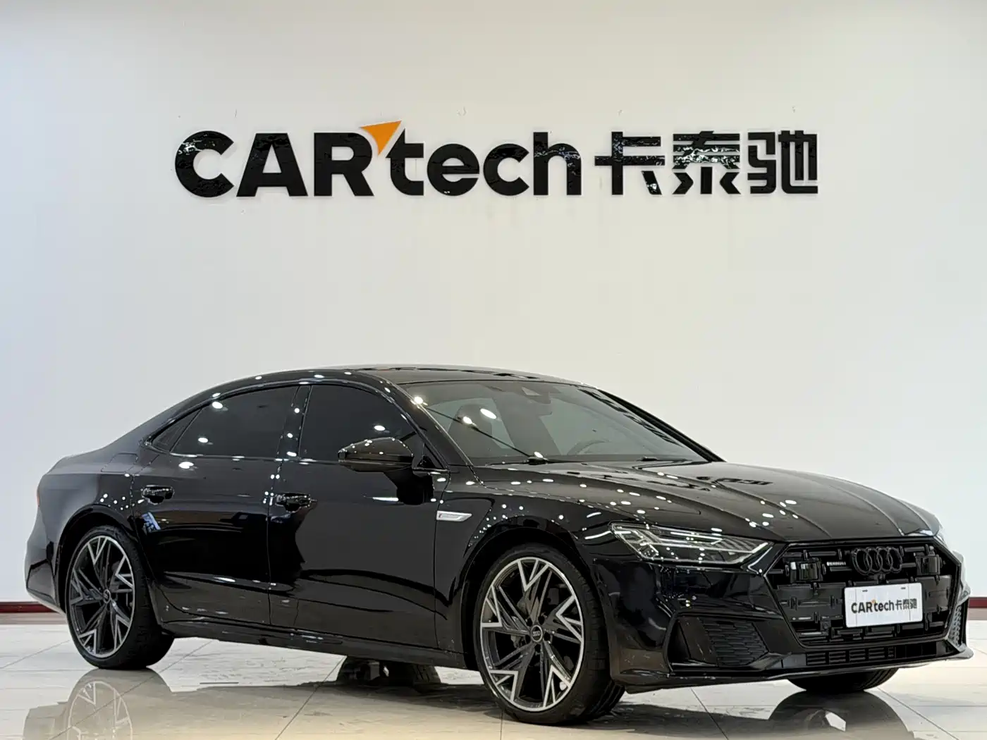 Audi A7L 2022 45 TFSI quattro S-line Black Warrior Edition фото 3