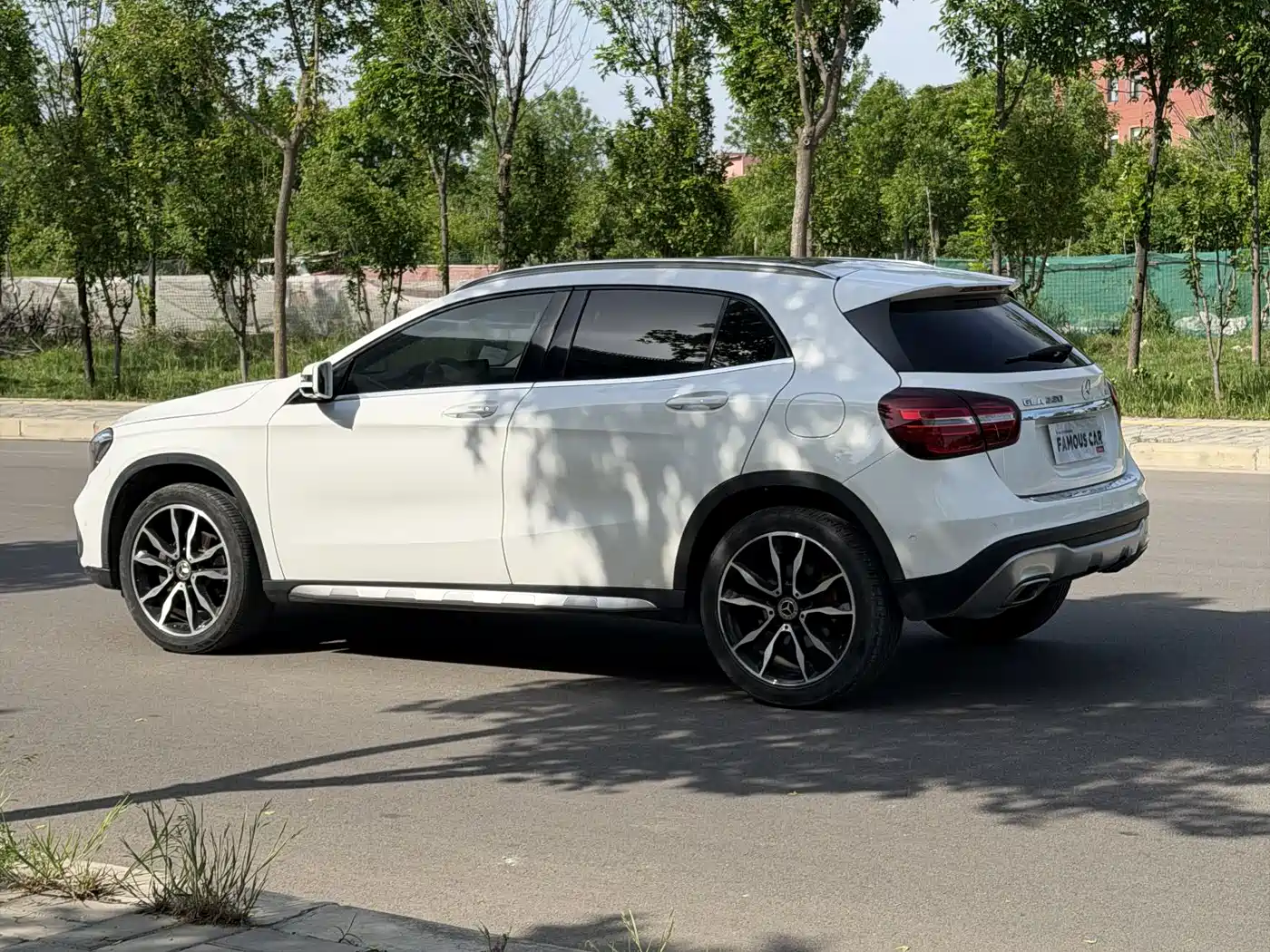 Mercedes-Benz GLA 2017 GLA 220 4MATIC Luxury фото 6