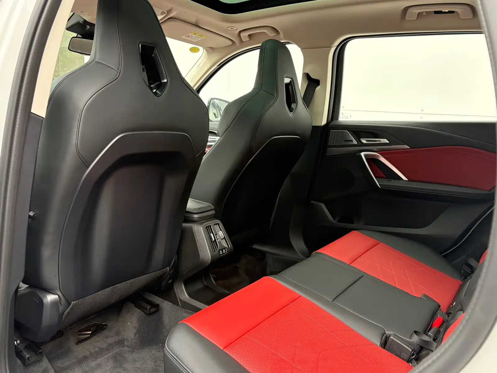 Фото 7 - BMW X1