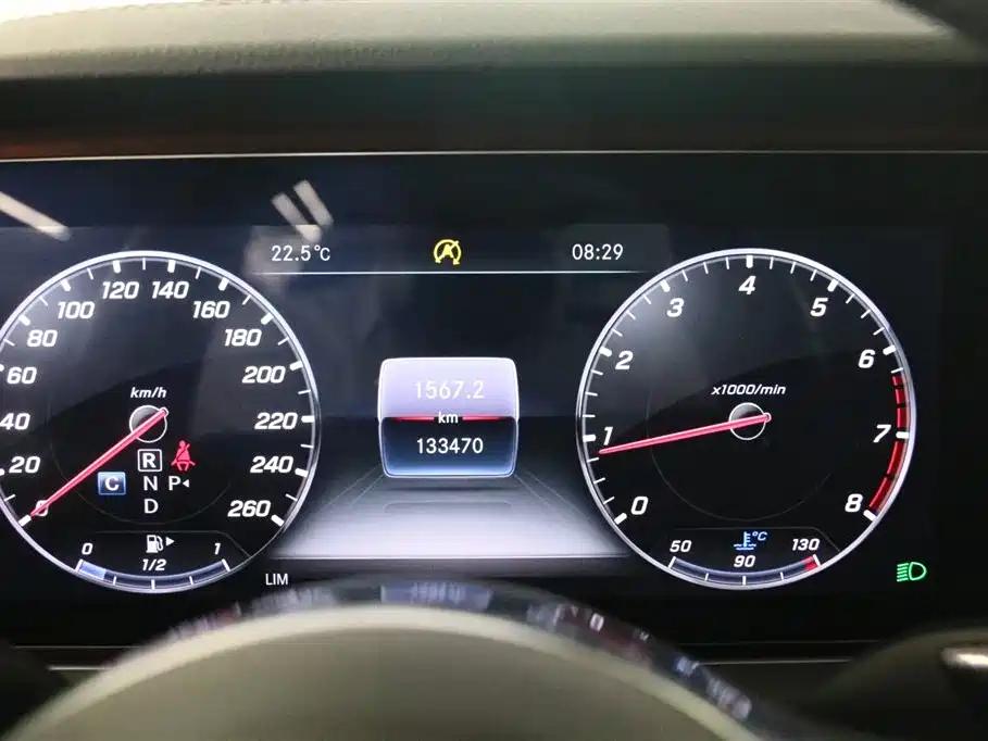 Mercedes-Benz E-Class 2019 E 300 L Sport Fashion фото 7