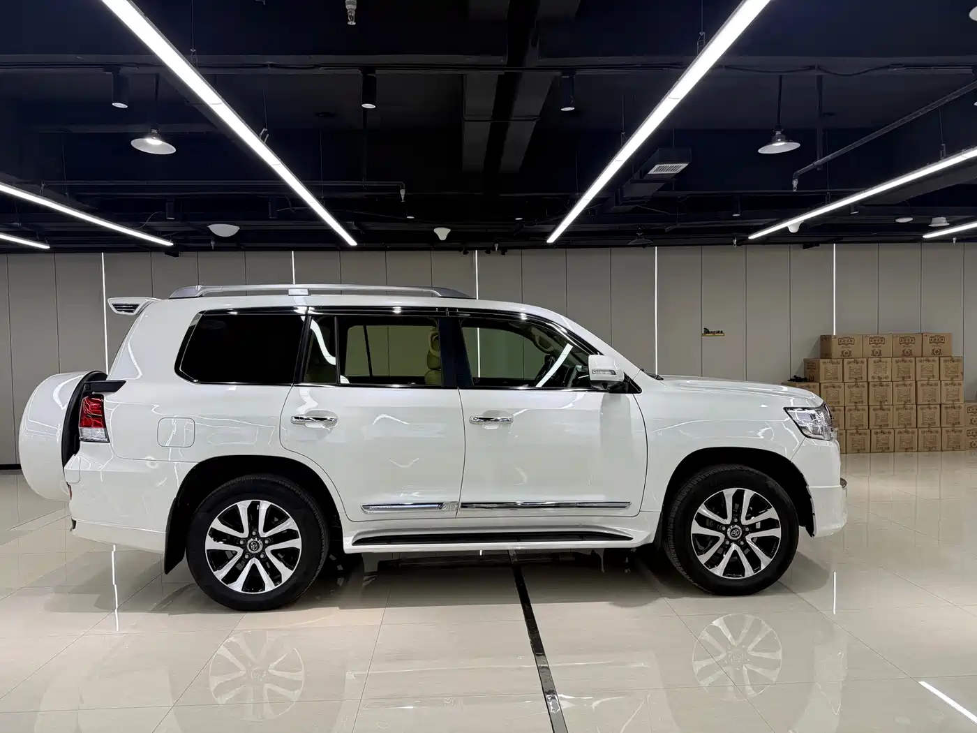 Toyota Land Cruiser (Import) 2015 2015 4.0L V6 Middle East Limited Edition