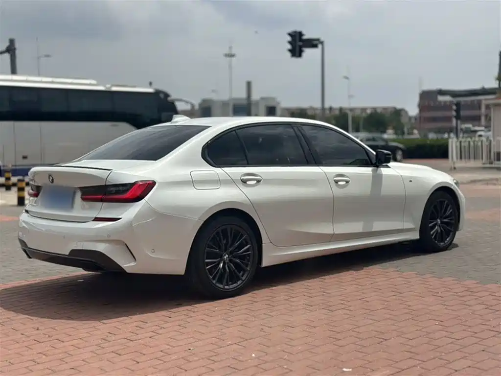 BMW 3 Series 2021 Second Facelift 325Li M Sport Night Package фото 12