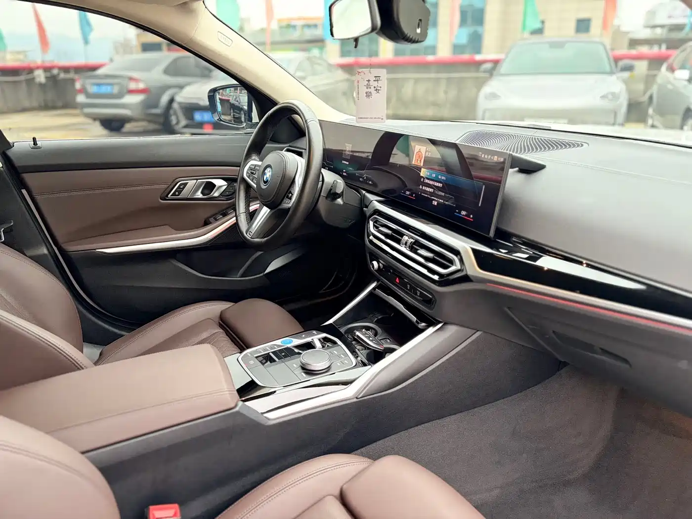 BMW i3 2022 eDrive 35 L фото 10