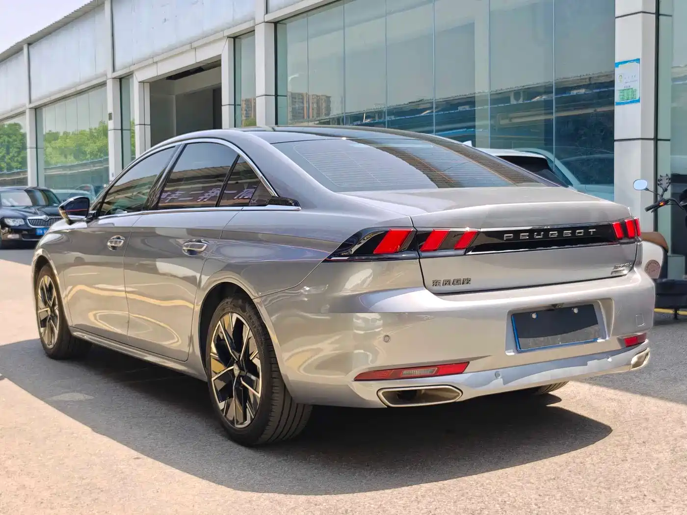 Peugeot 508 2023 508L 400THP Dynamic Flagship фото 9