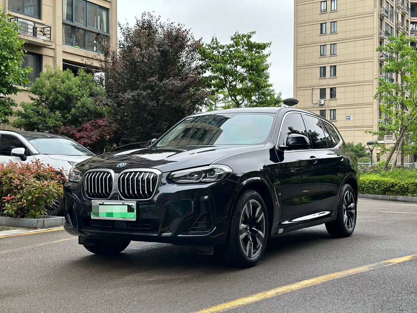 BMW iX3 2023 Leading Type