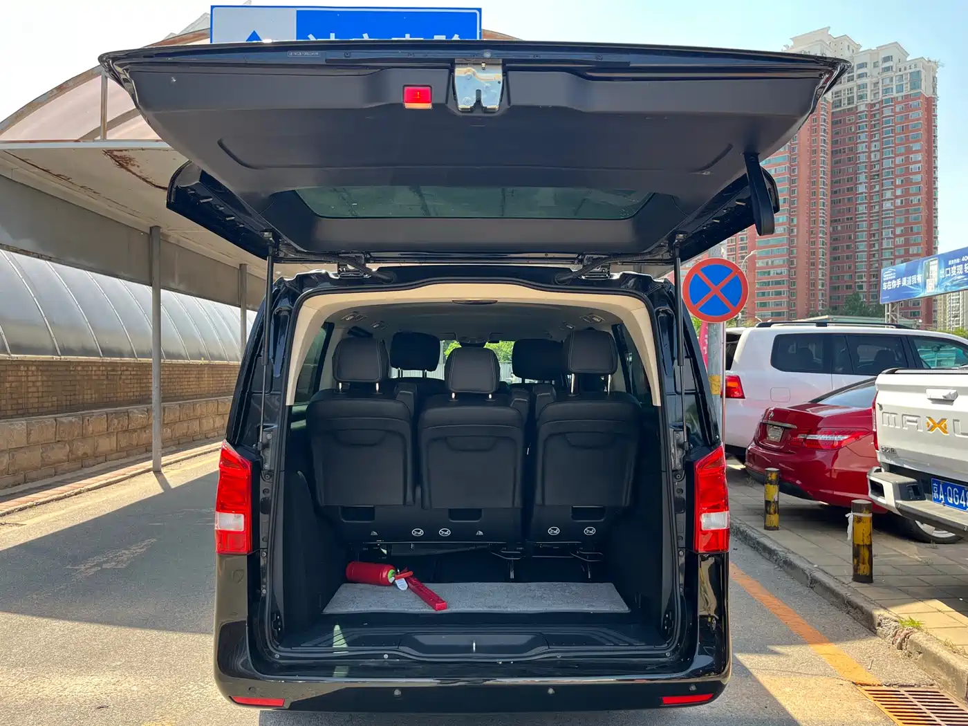 Mercedes-Benz Vito 2024 2.0T Business 7-Seater фото 27