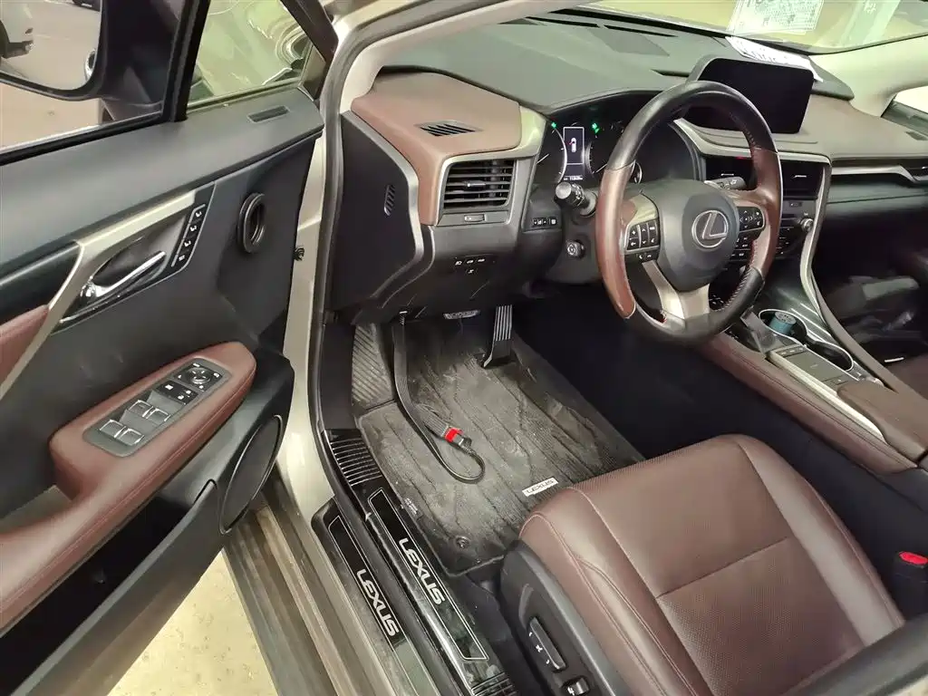LEXUS RX