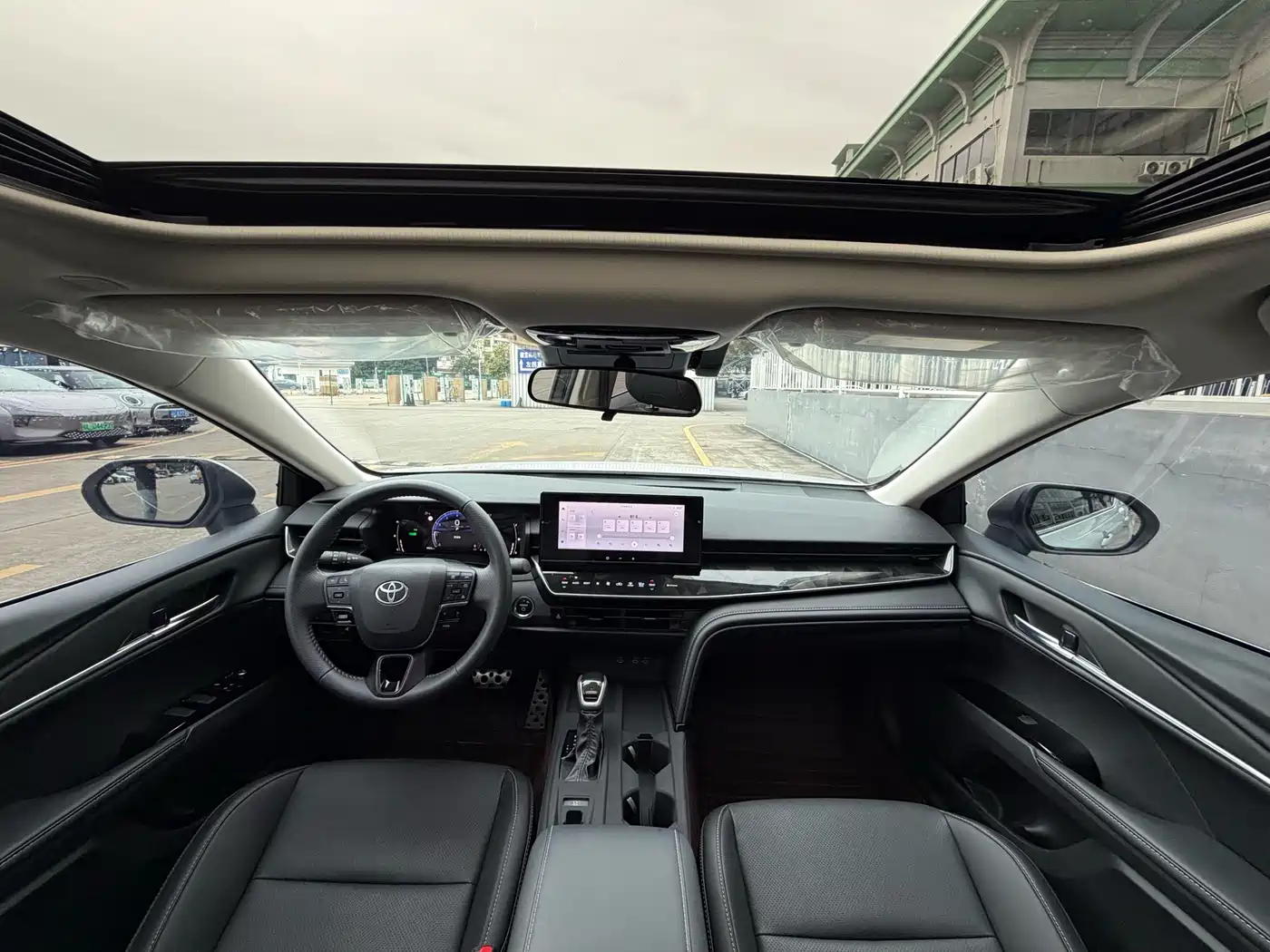 TOYOTA CAMRY