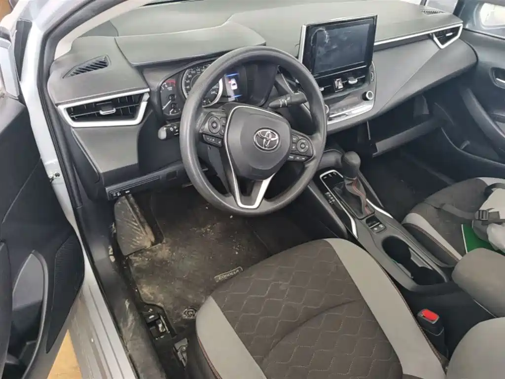 Toyota Corolla 2021 1.2T S-CVT Elite Edition фото 13