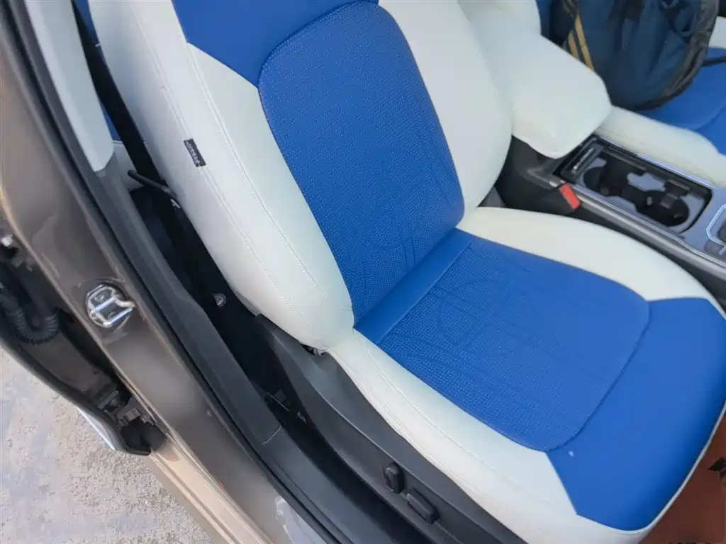 Volkswagen Passat 2017 330TSI DSG Prestige фото 25
