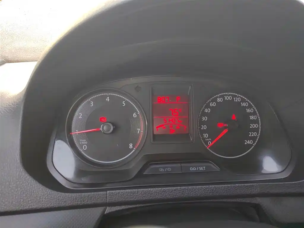 Volkswagen Jetta 2017 1.5L Automatic Fashion фото 12