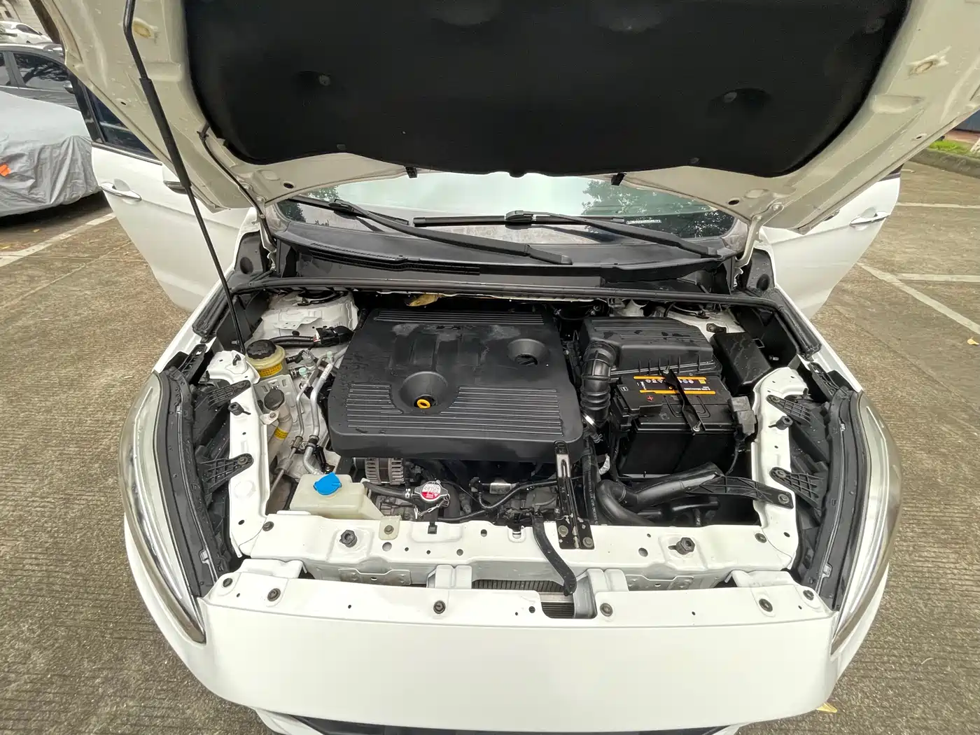 Lifan Xuanlang 2019 2017 2.0L CVT Luxury Type