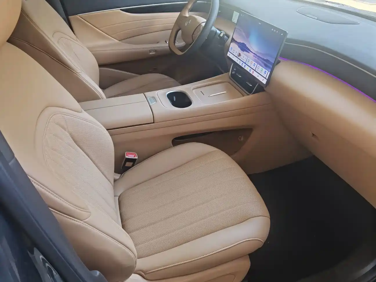 Dongfeng Aeolus L8 2025 2025 Plug-in Hybrid