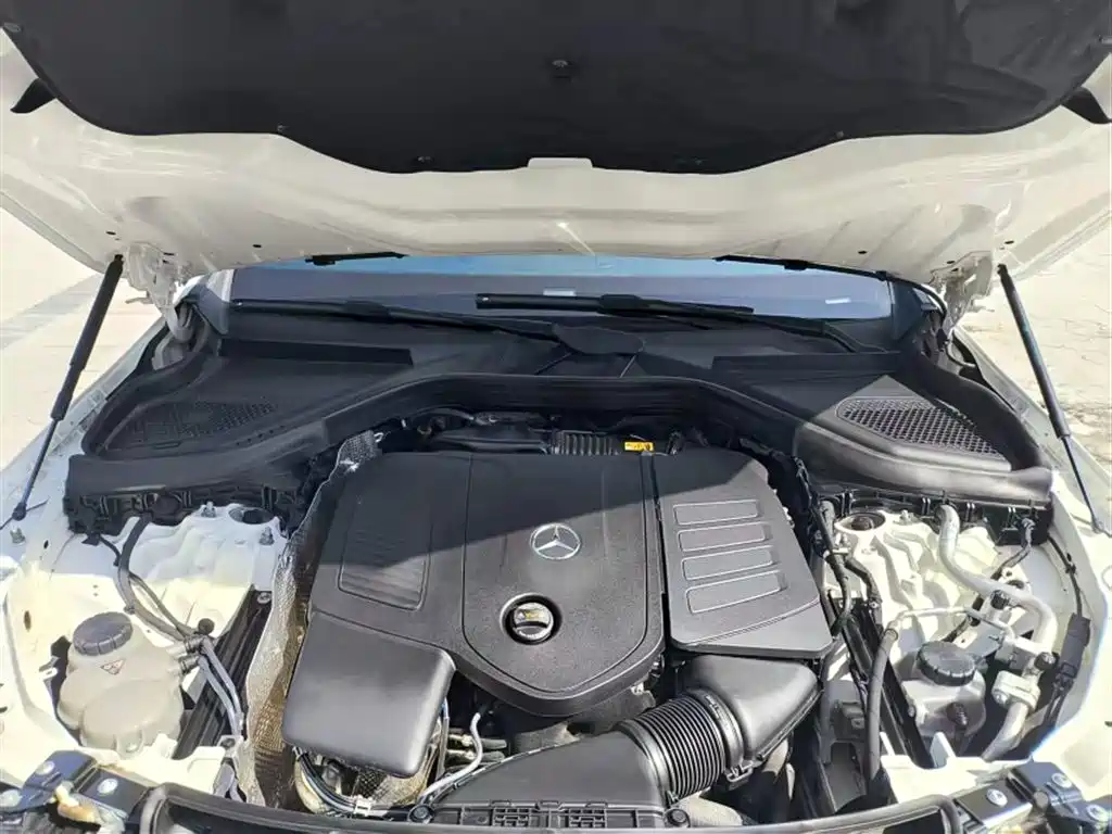 Mercedes-Benz GLC 2023 GLC 260 L 4MATIC Sport 5-seater фото 14