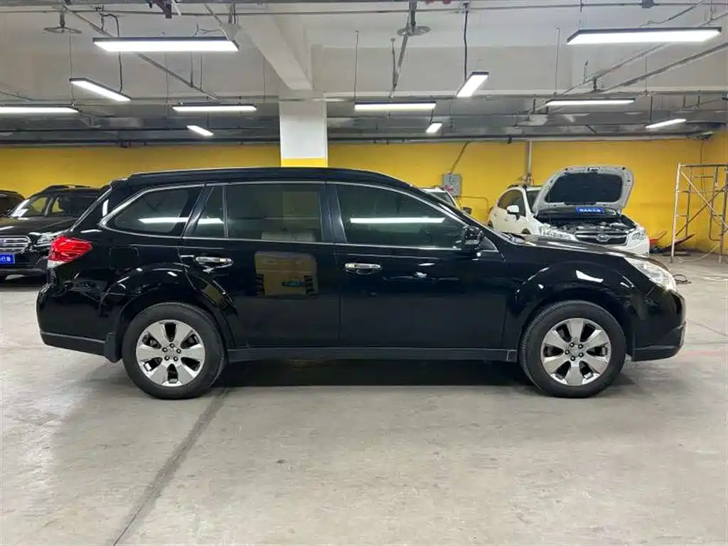 Subaru Outback 2010 3.6R Luxury Navigation фото 4