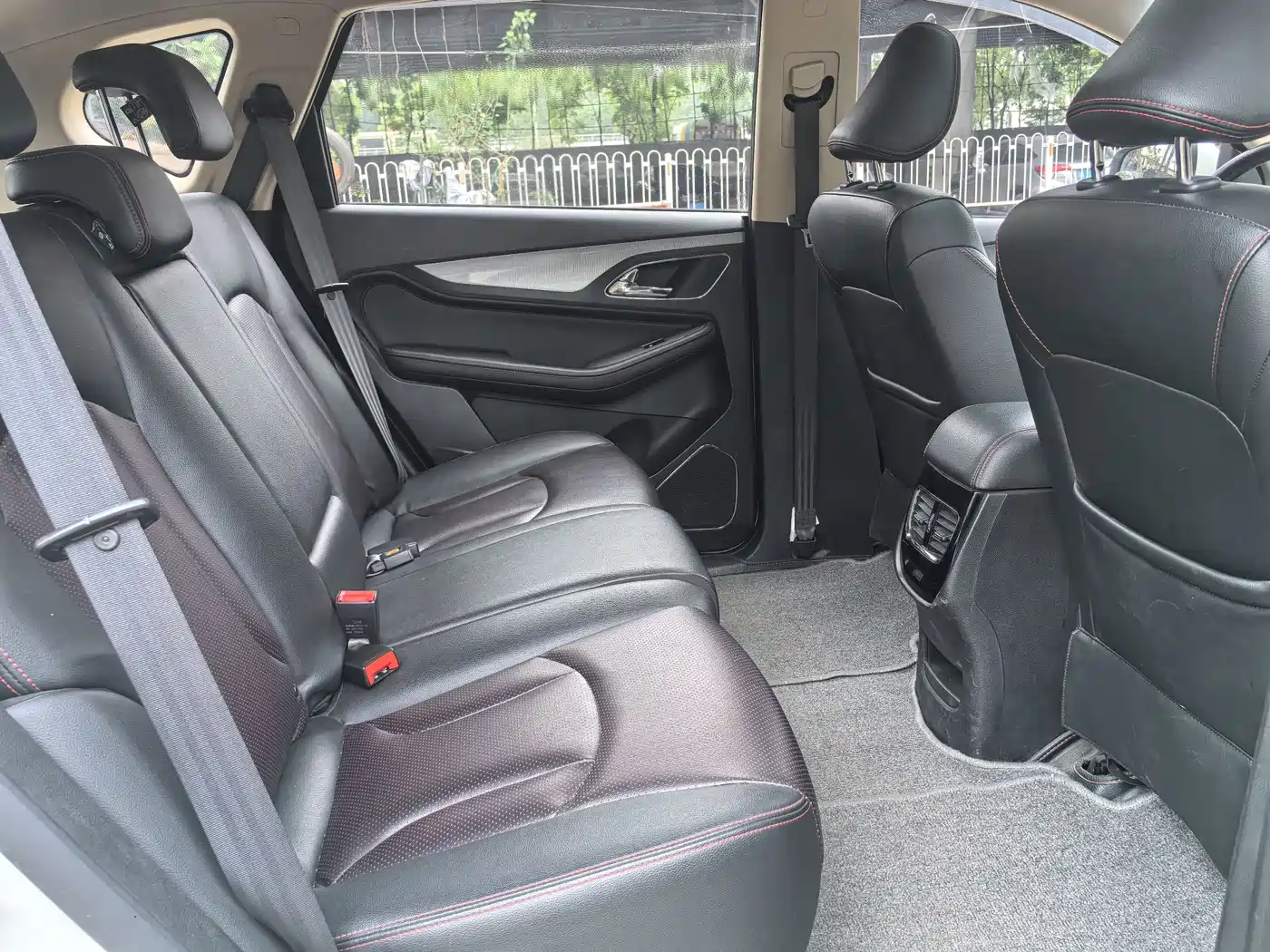 Baojun 560 2015 2015 1.8L Manual Luxury