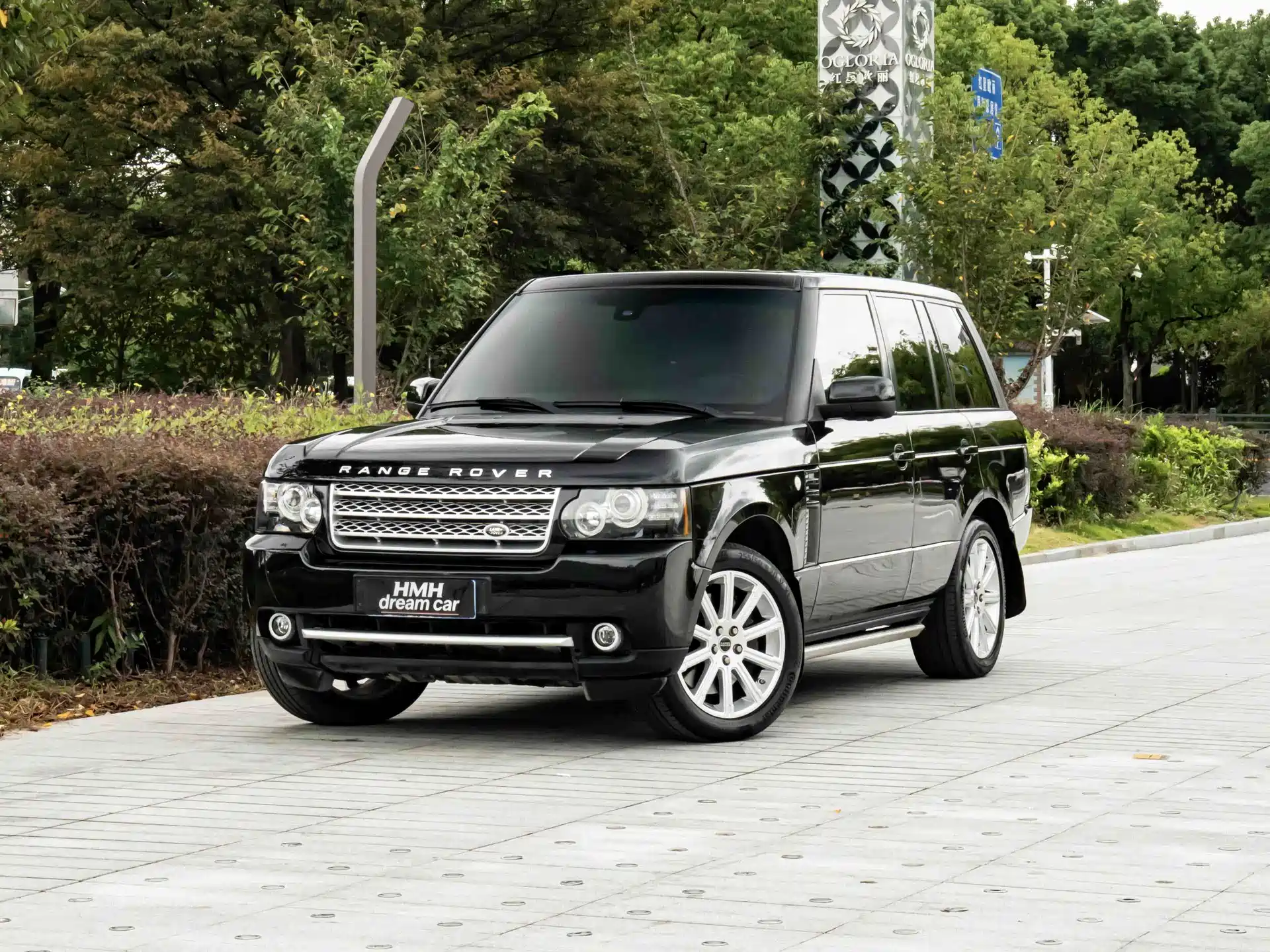 Фото 1 - Land Rover Range Rover