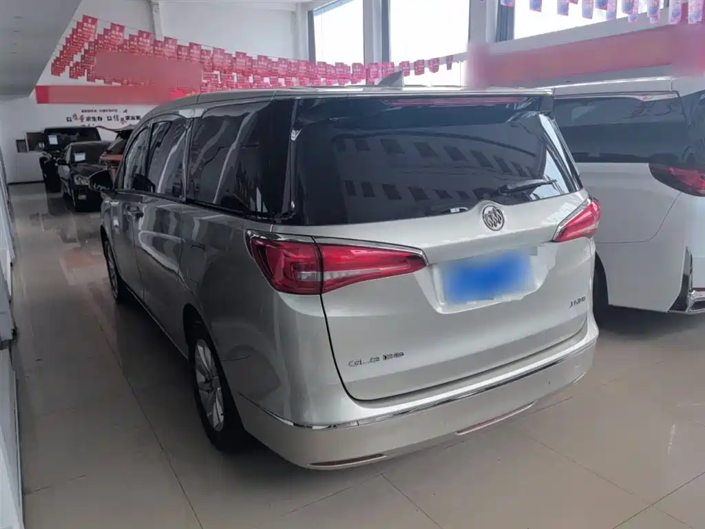 Buick GL8 2018 ES 28T Comfort Type China VI фото 23